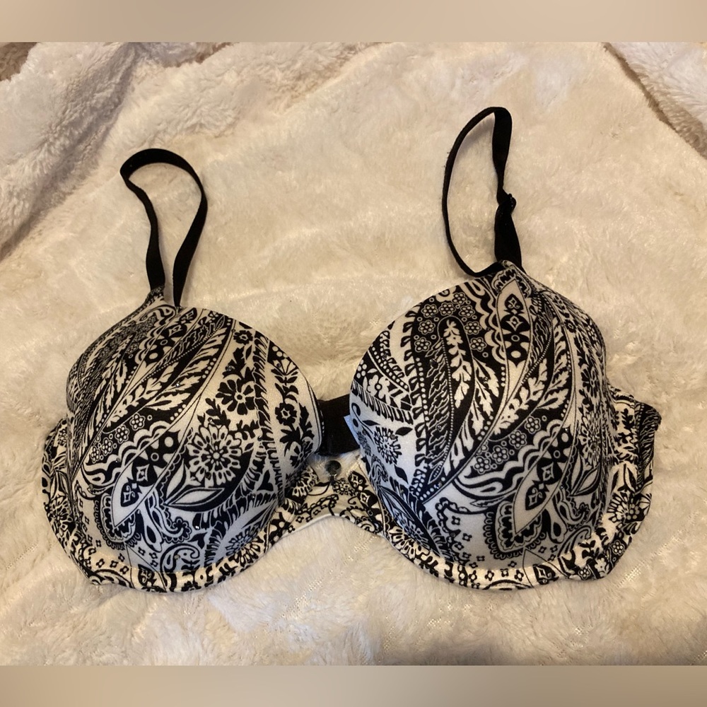 Black & White Paisley Print Bra w Rhinestones by Victoria’s Secret, sz 34C